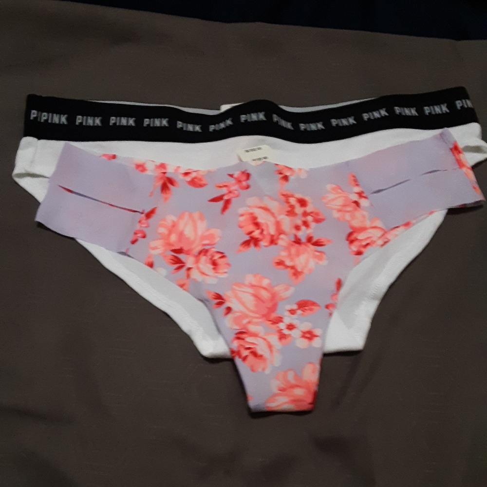 2 VS PINK panties